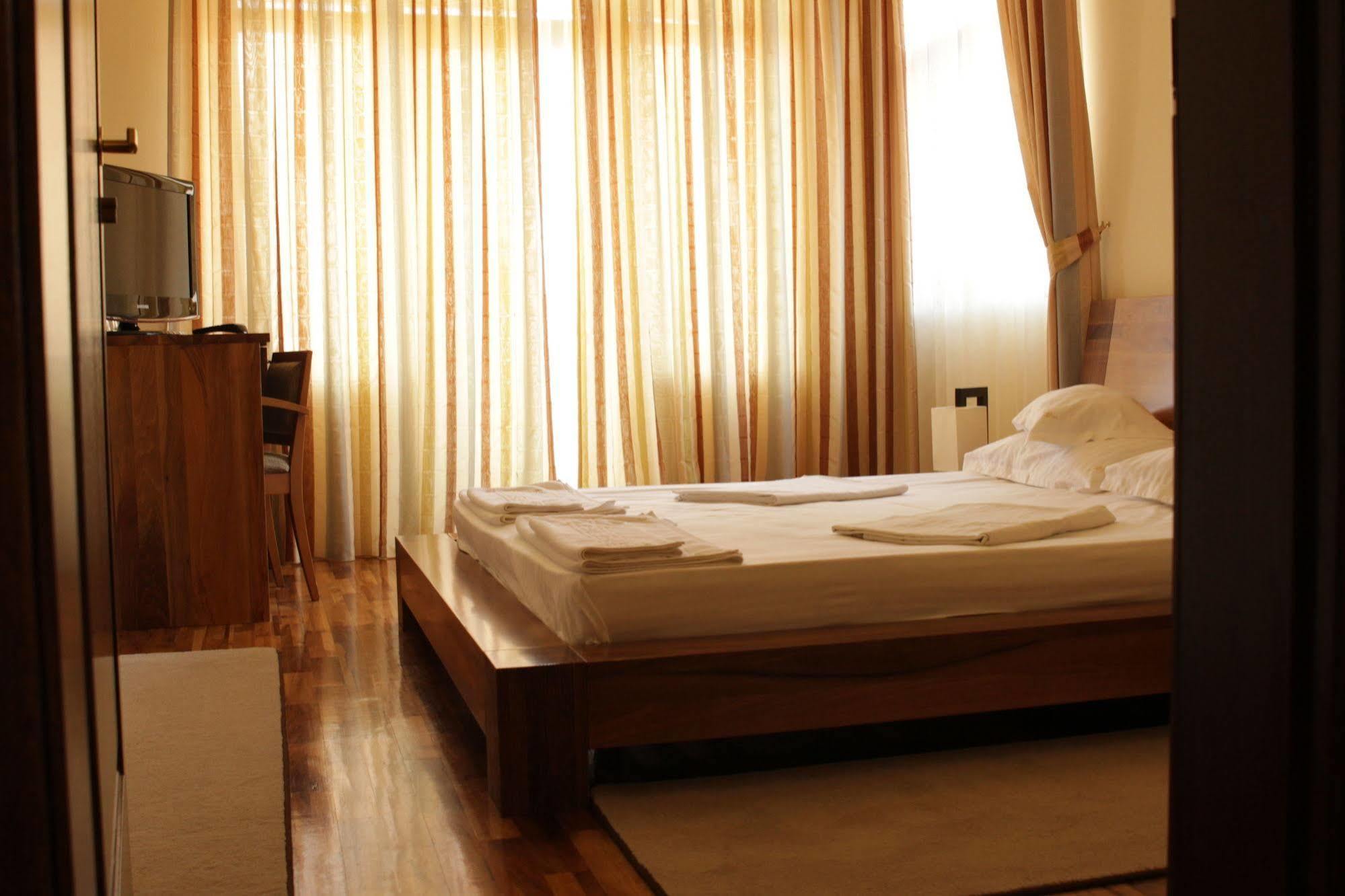 Hotel Anthimos Băile Felix Esterno foto